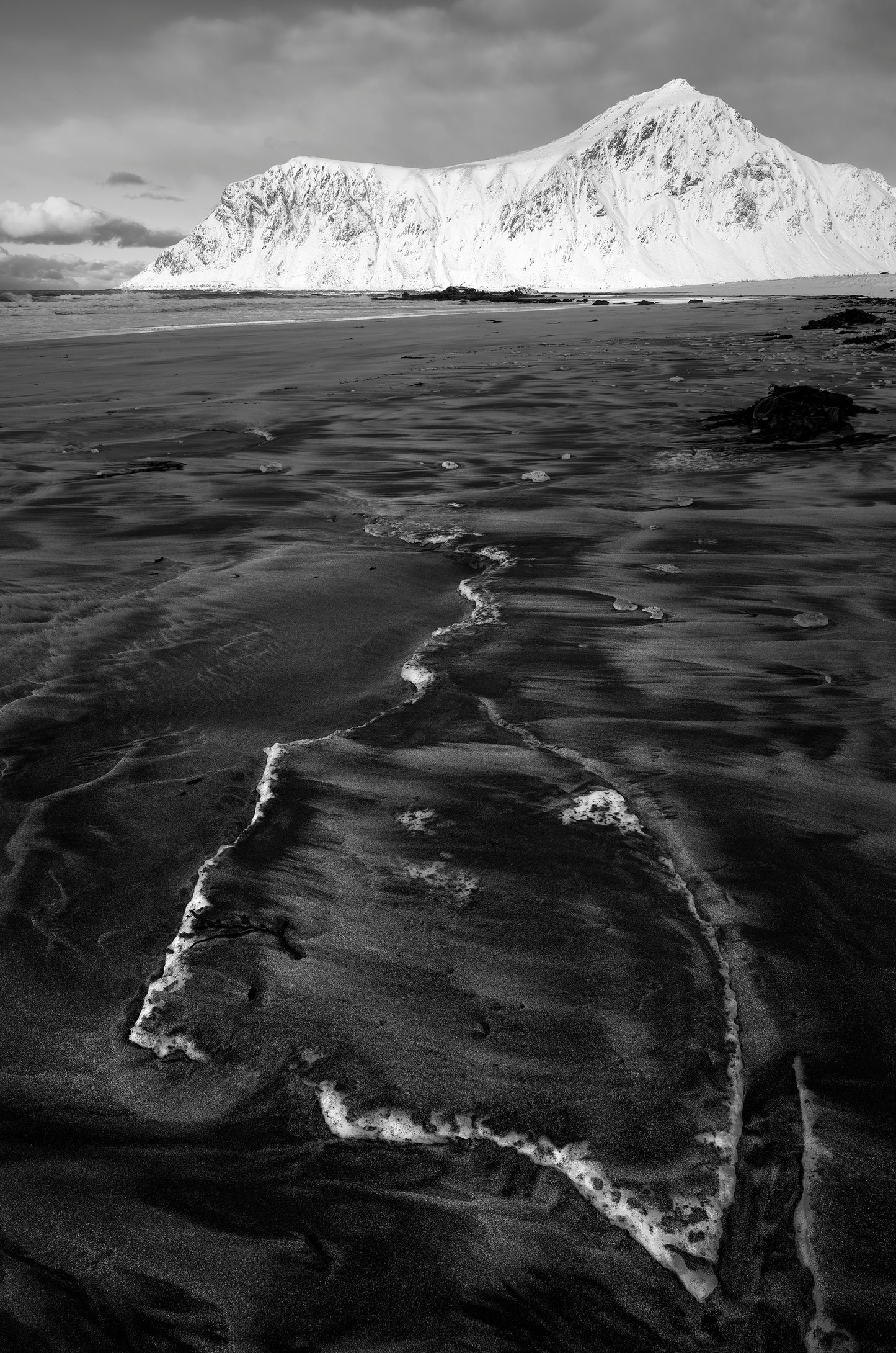 Lofoten Photography Workshop - 1st to 7th March 2025 - 6 nights B&B/5 days tuition